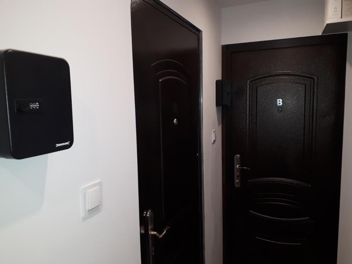 Apartamenty Centrum Panoramiczna Mala Dwojka Swan Labedz Promenada Klimatyzacja Lodowa Келце Екстериор снимка